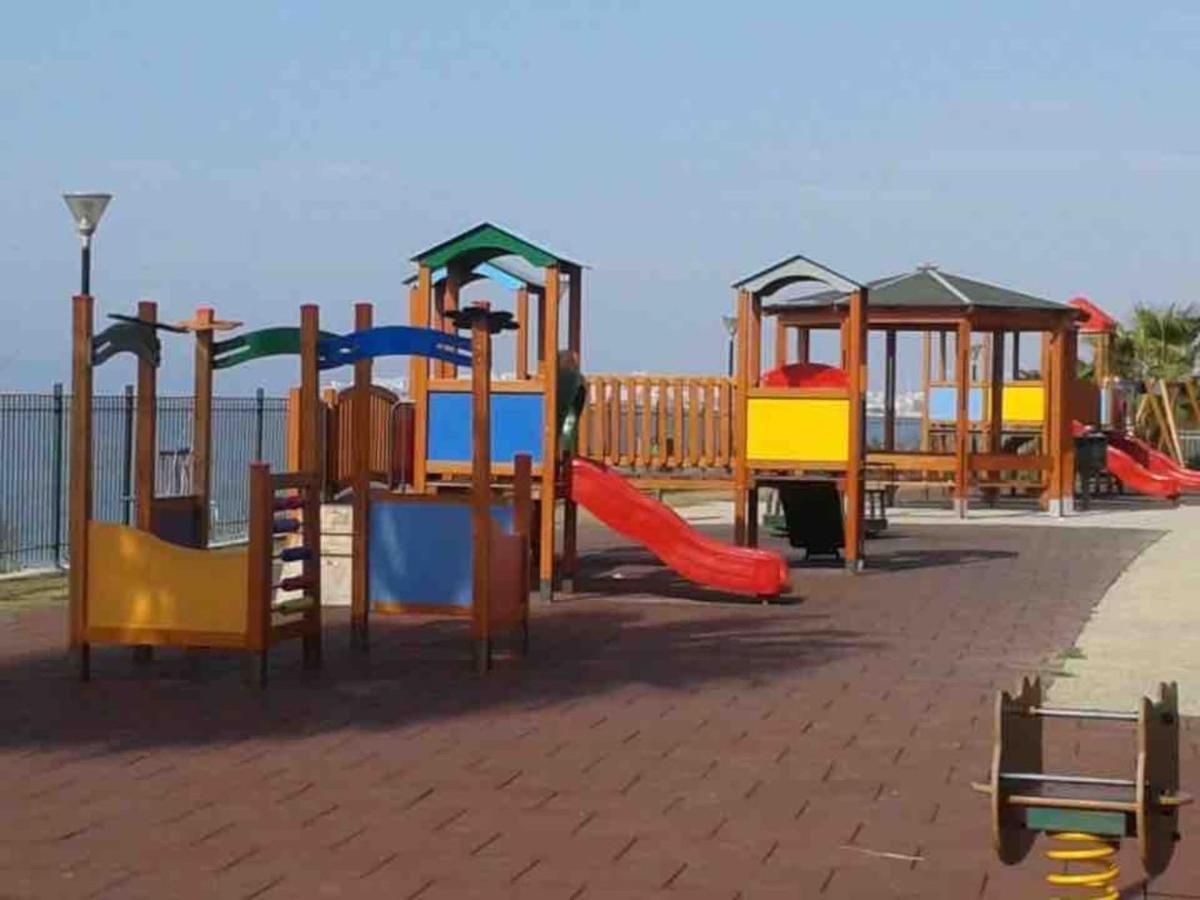 Paleo Faliro Athens Fully Equipped 2 Bedrooms 90 Sqm Big Apartment 200M To Free Beach Dış mekan fotoğraf